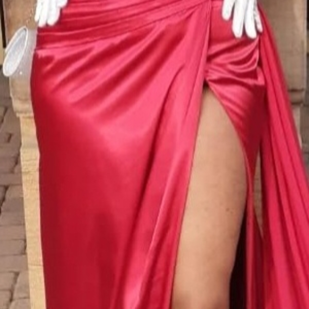 Elegant Red Satin Evening Gown